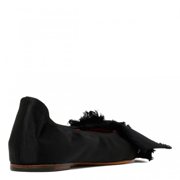 Black leather ballerinas with bow