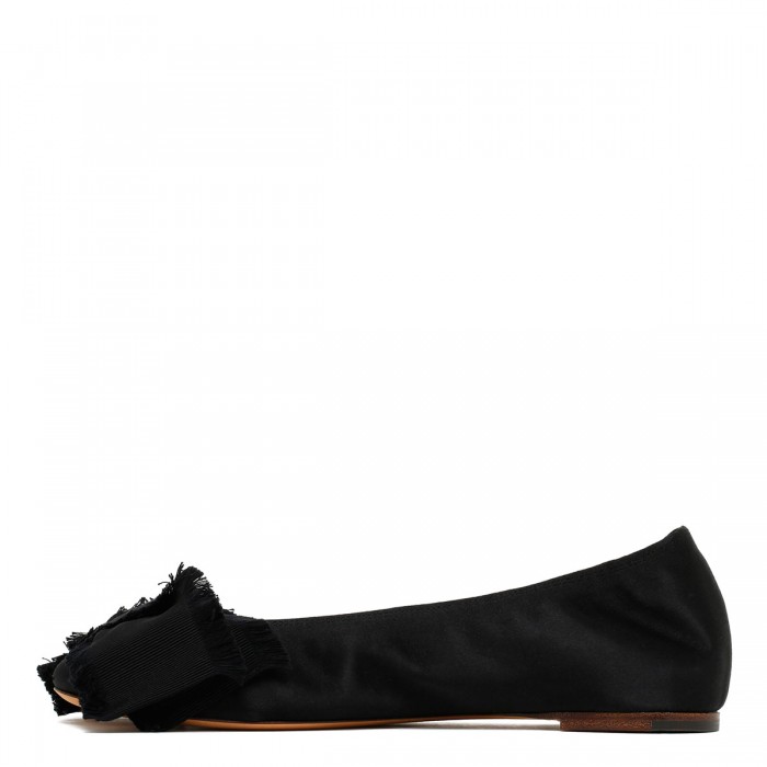 Black leather ballerinas with bow