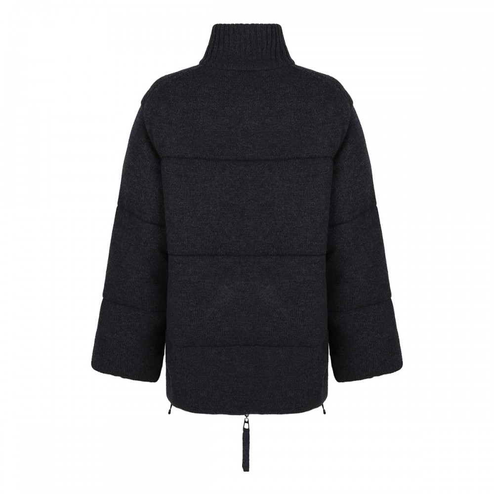 Reversible puffer jacket