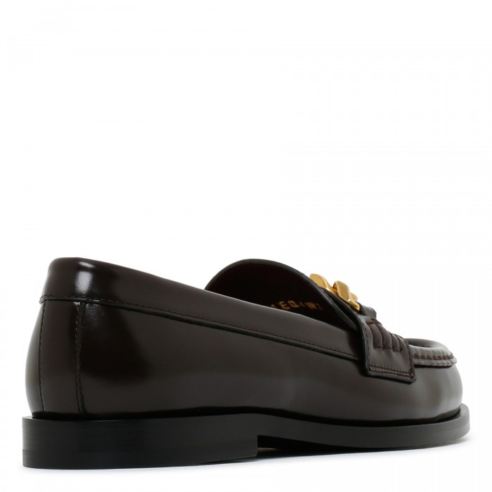 VLogo chain leather loafers