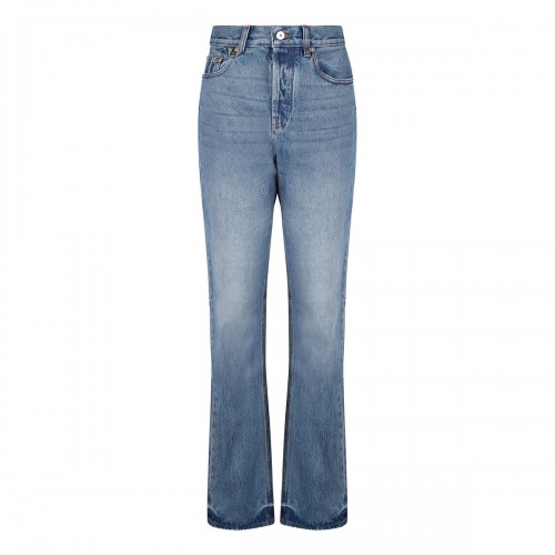 The straight de-Nîmes denim...