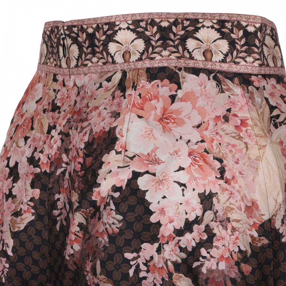 Illuminate Flutter shorts