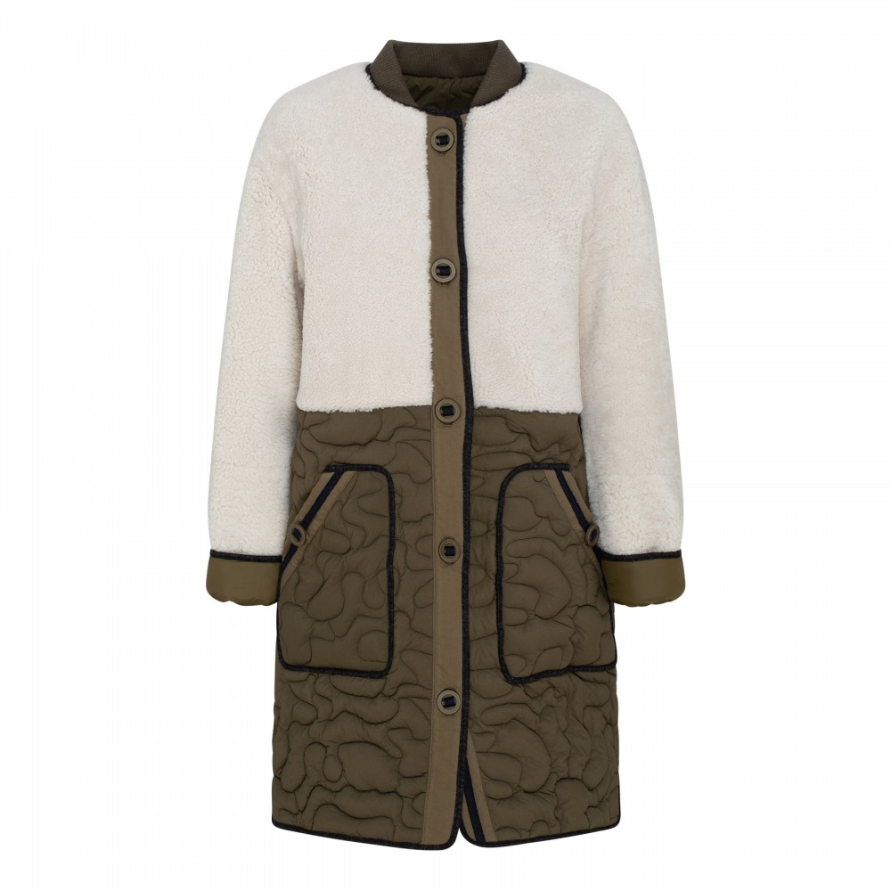Quilted coat with merino wool panels