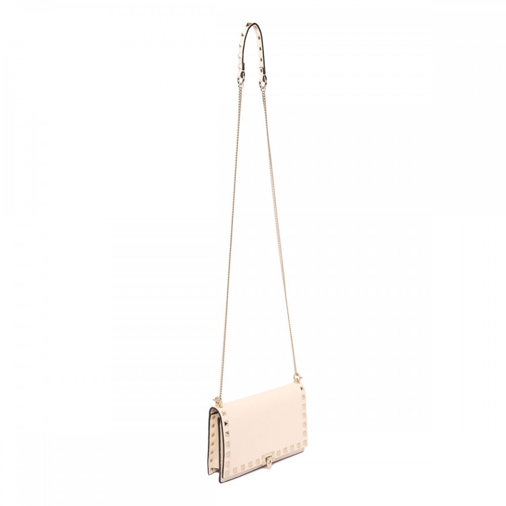Rockstud mini chain bag