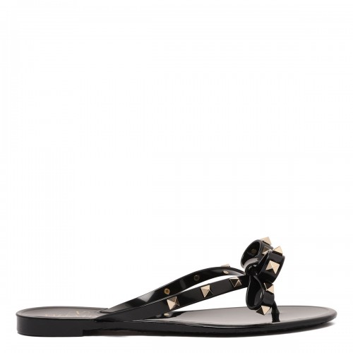 Rockstud rubber thong sandals