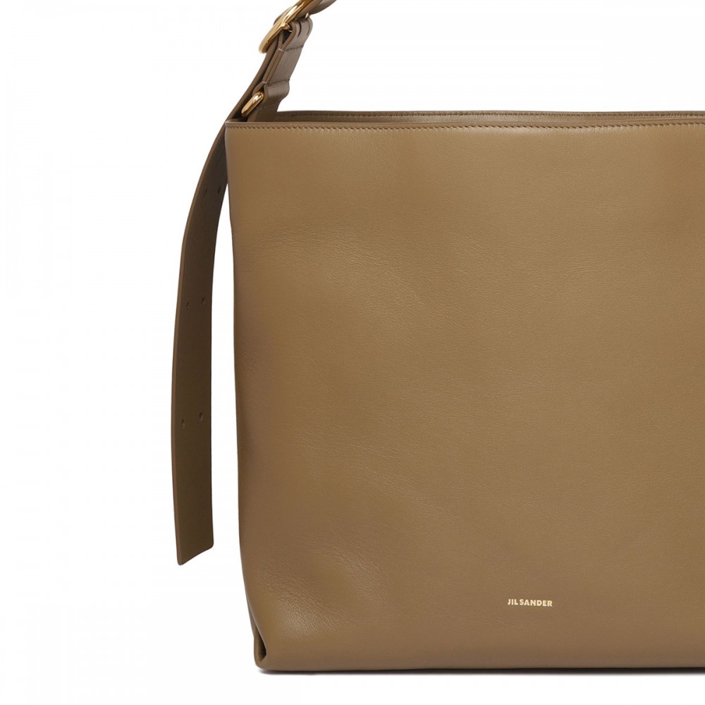 Folded medium tote bag