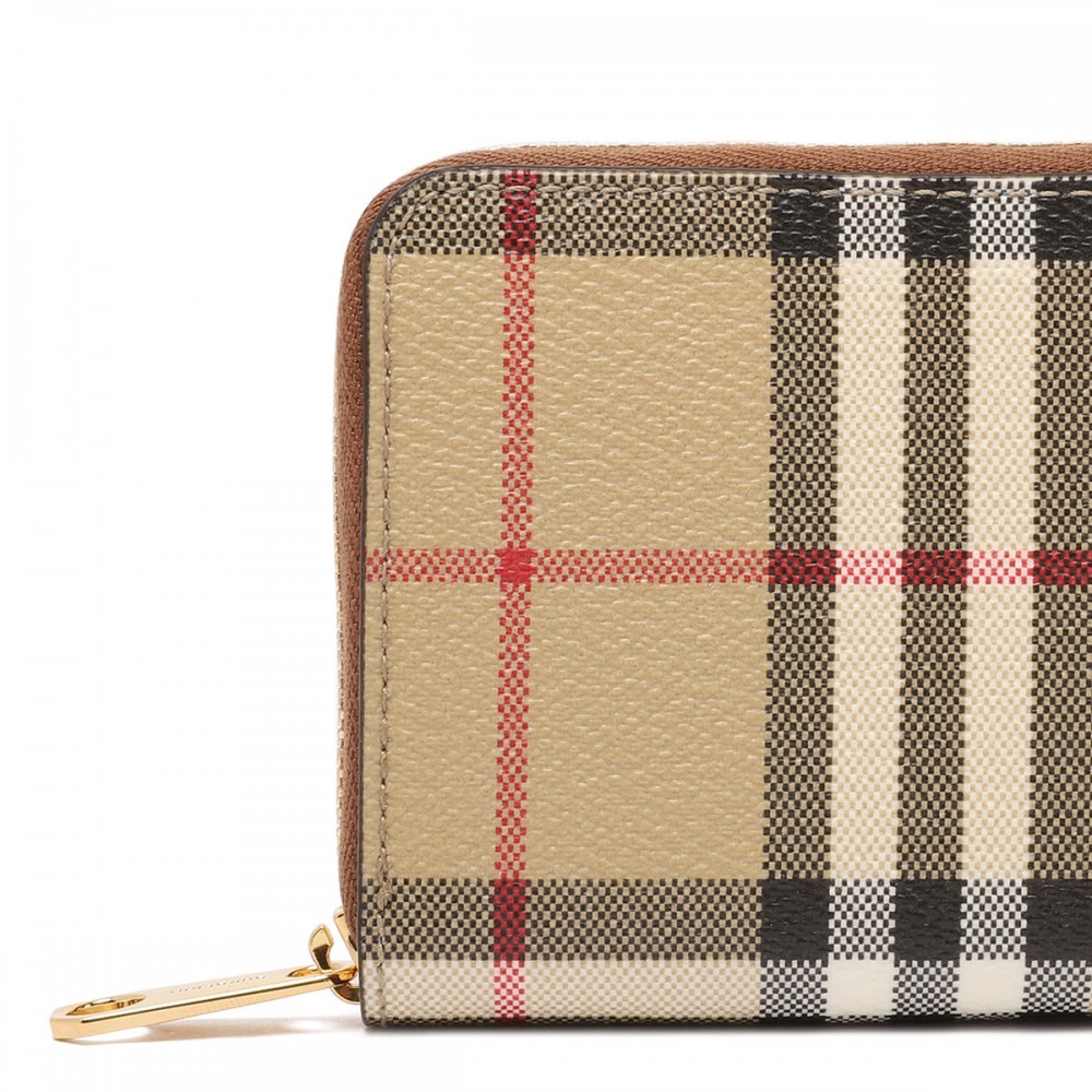 Check small zip wallet