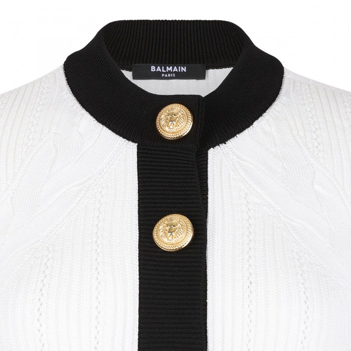 Buttoned knit cardigan