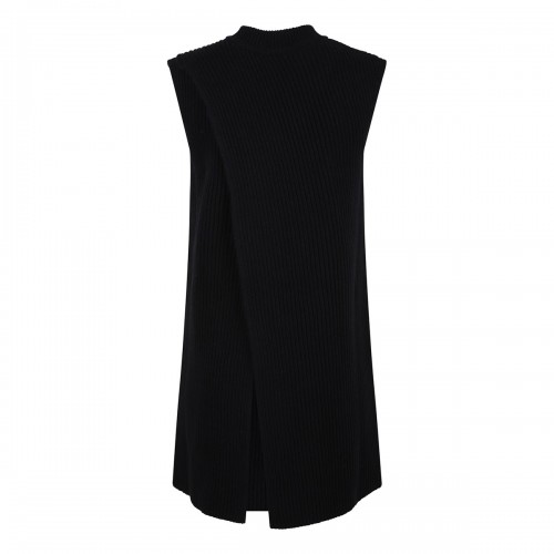 Black sleeveless knitted vest