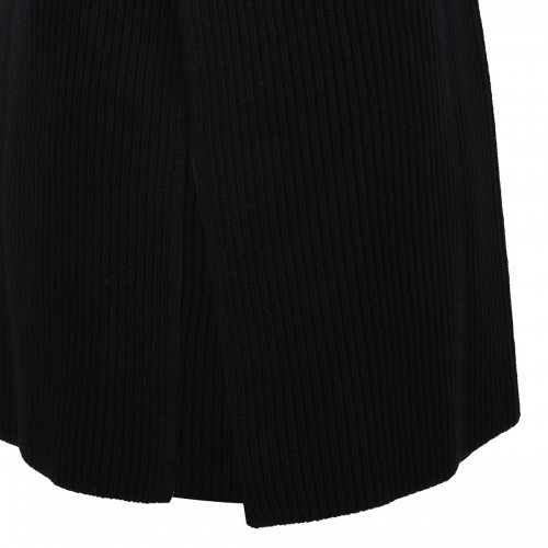 Black sleeveless knitted vest 2