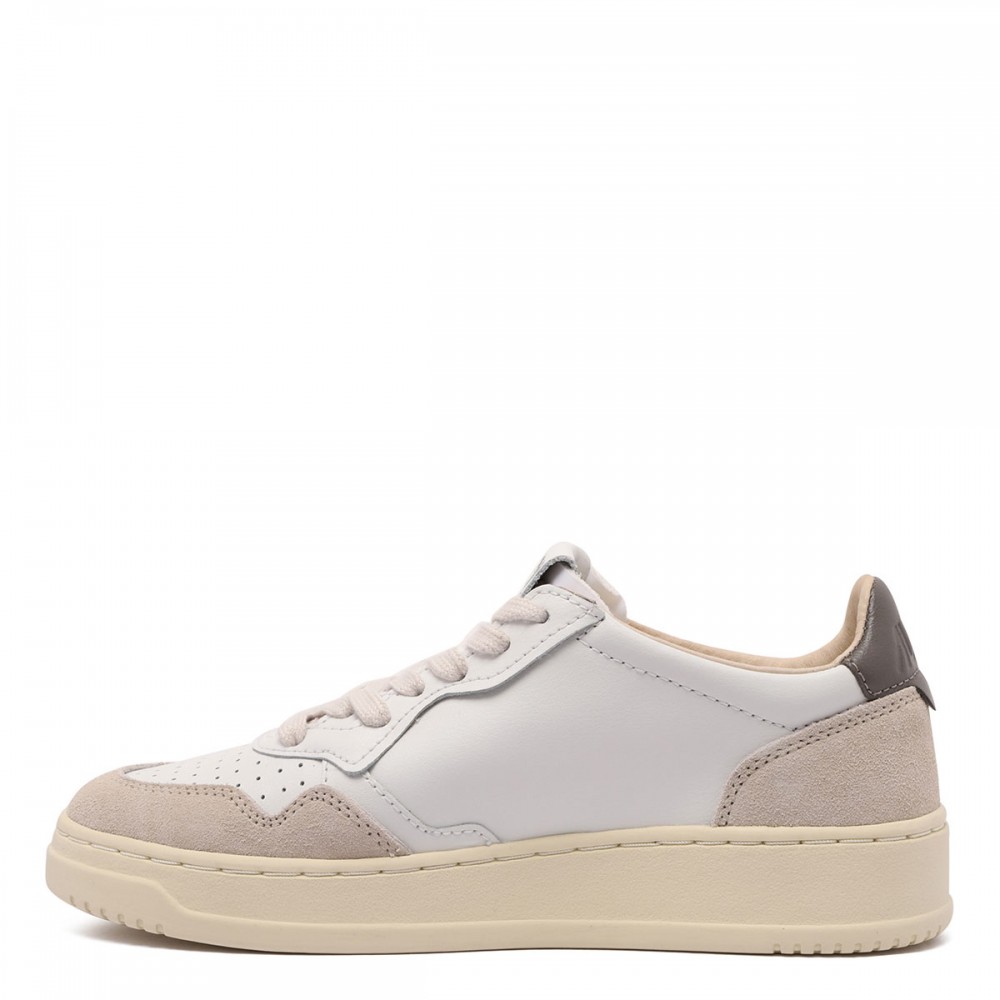 Medalist low sneakers