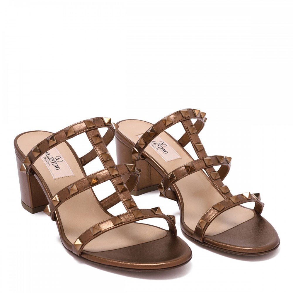 Rockstud slide sandals