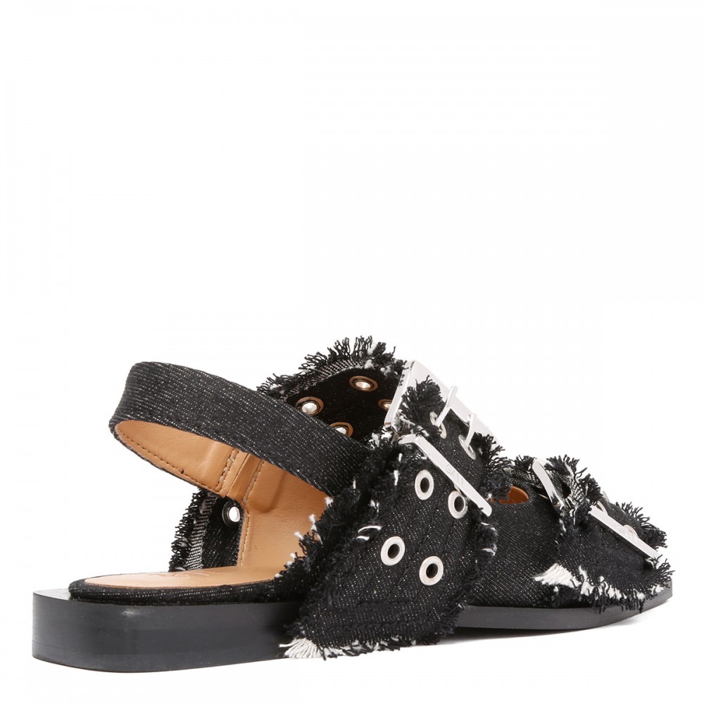 Feminine Buckle ballerinas