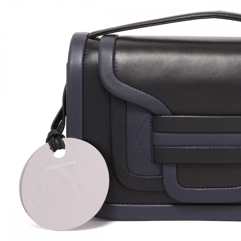 Alpha maxi shoulder bag