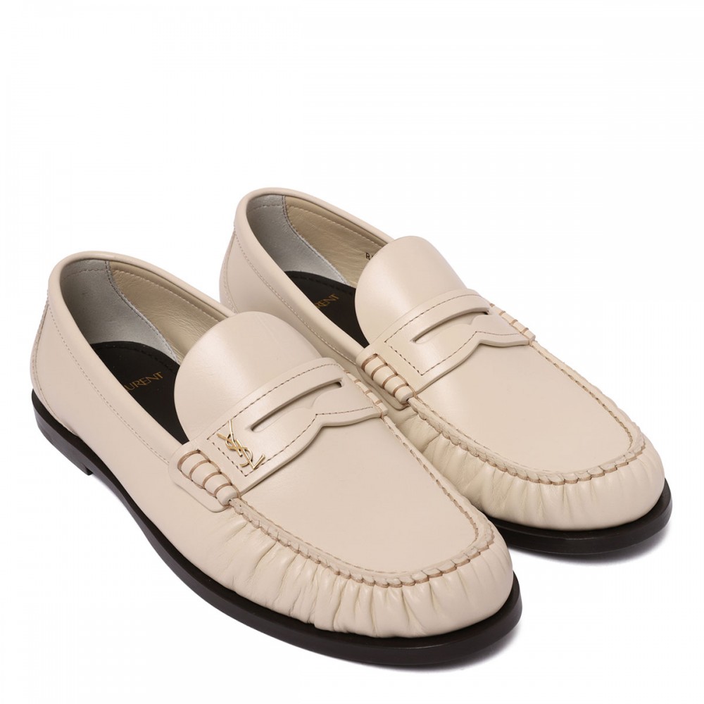 Natural smooth leather loafers
