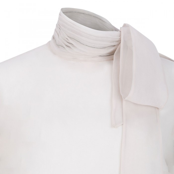 Silk pussybow blouse
