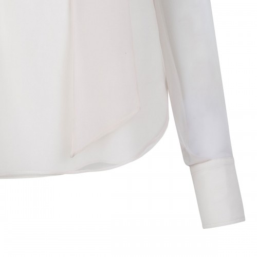 Silk pussybow blouse 2