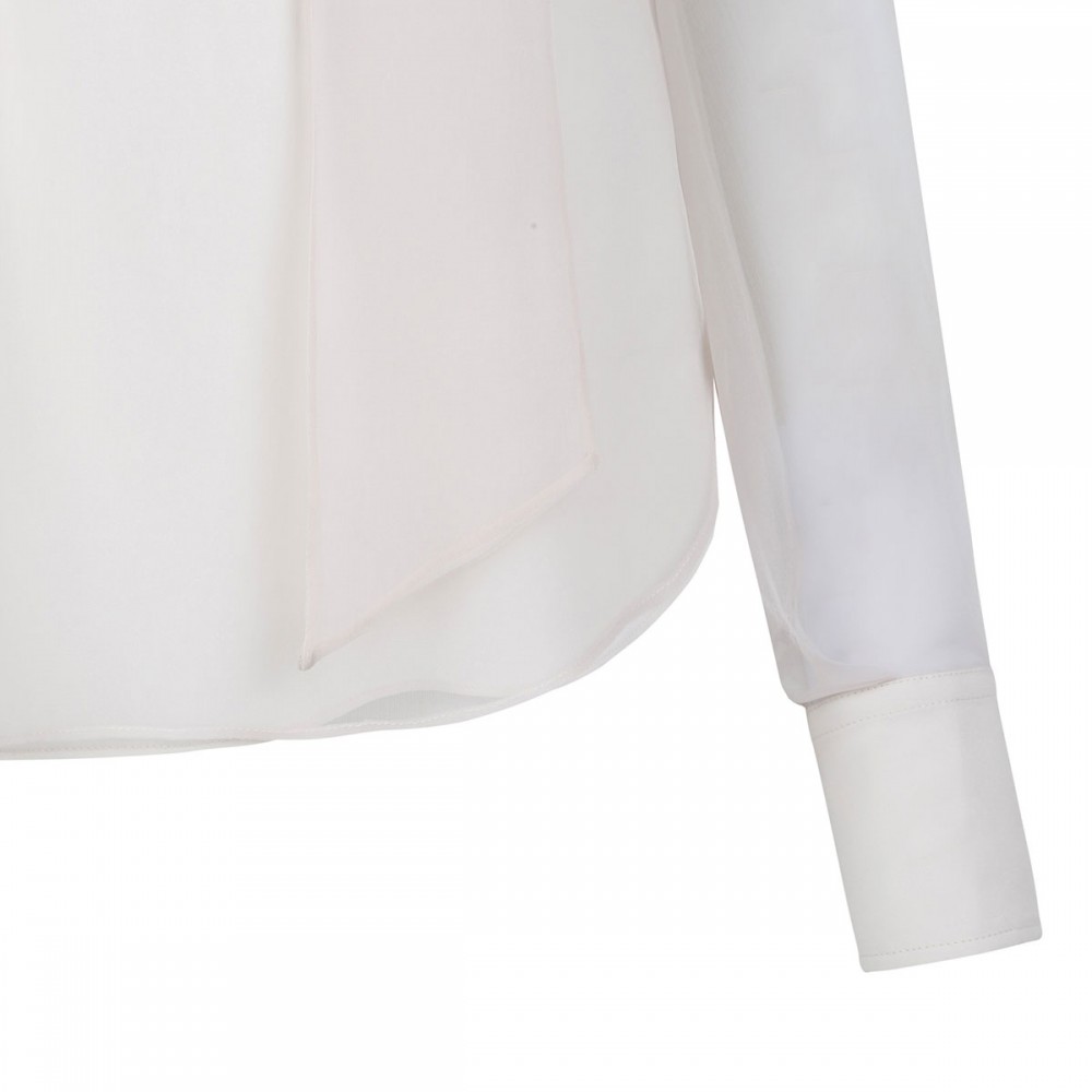 Silk pussybow blouse