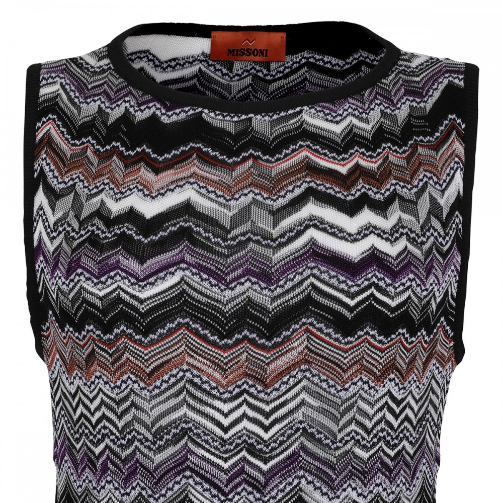 Sleeveless long dress