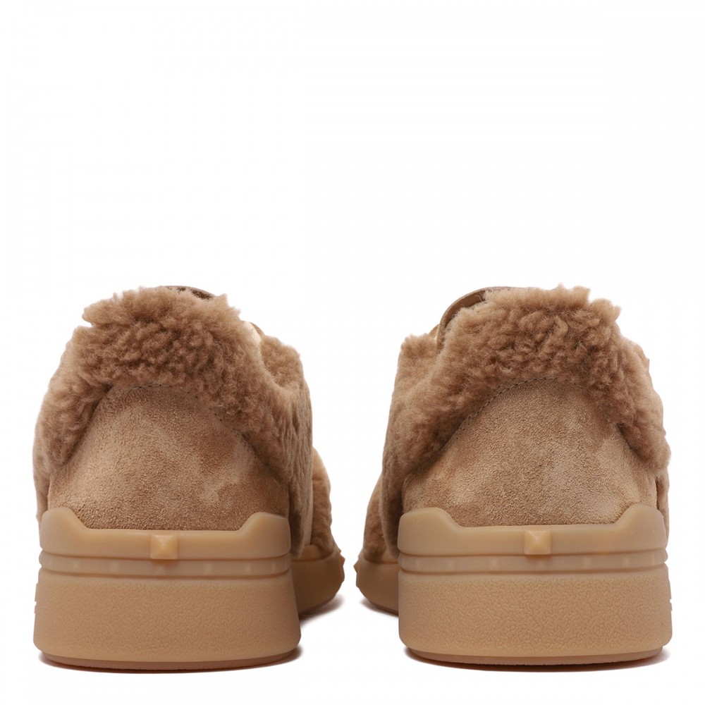 Upvillage shearling-effect sneakers