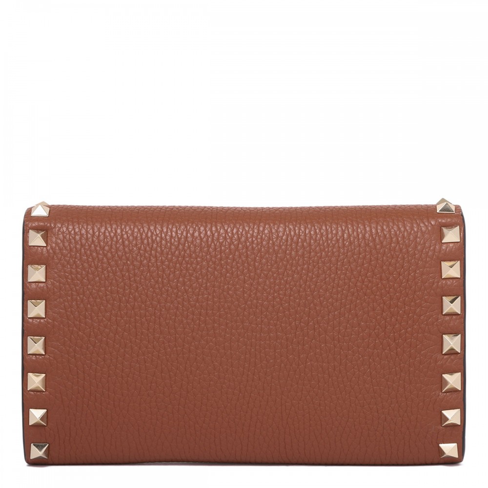 Rockstud wallet with chain