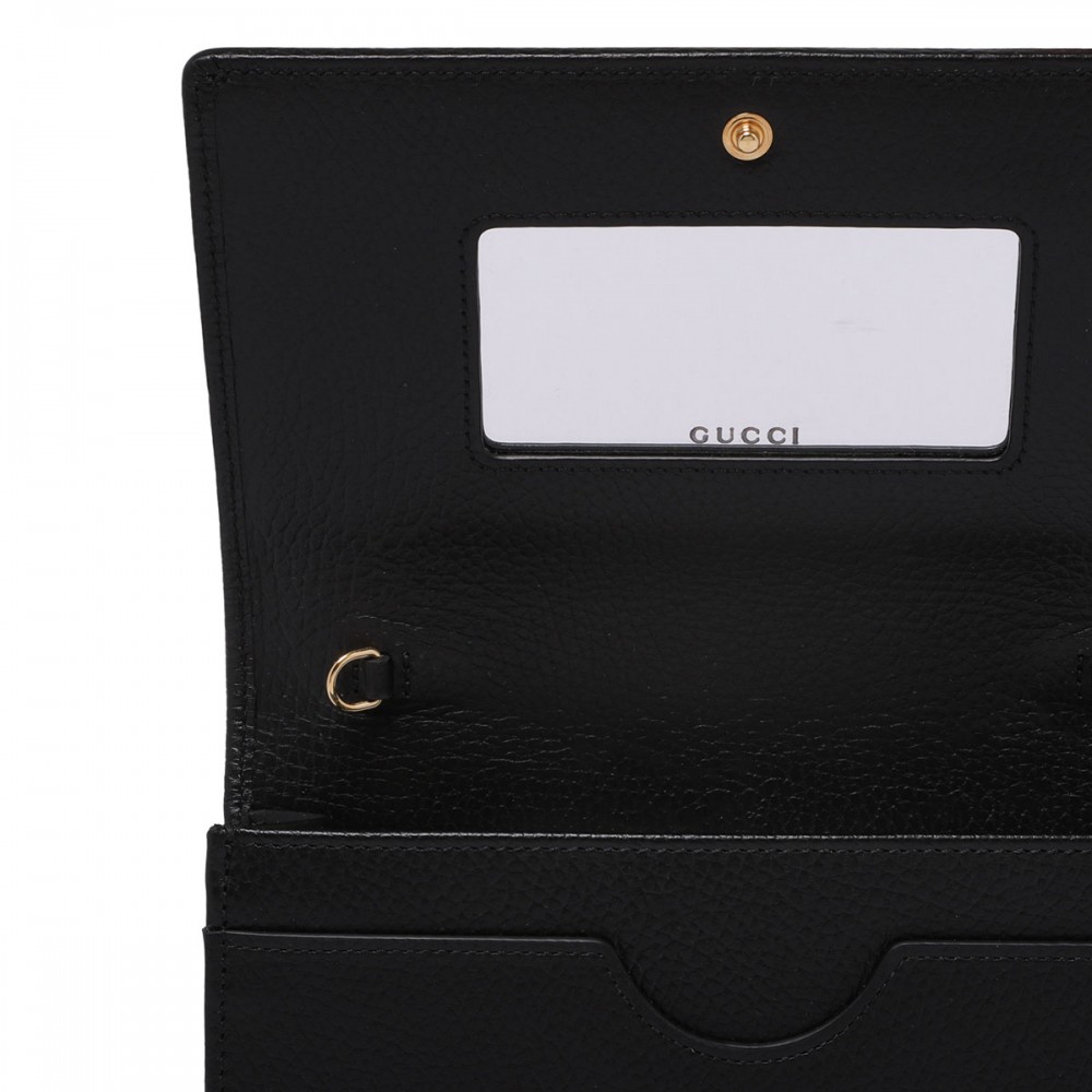 GG Marmont wallet on chain