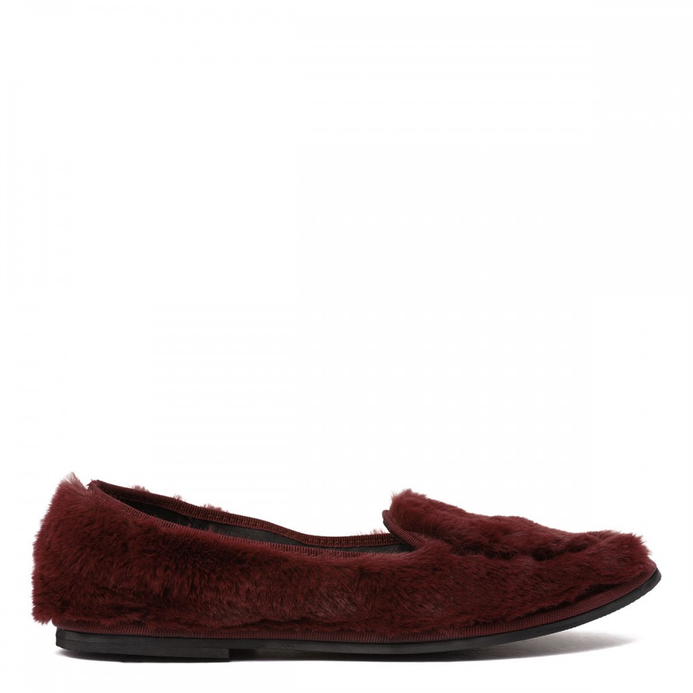 Bordeaux fur-effect loafers