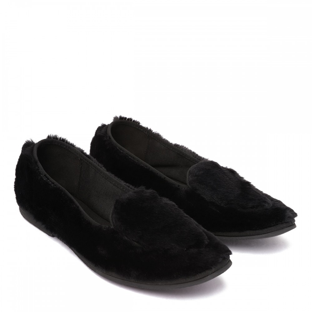 Black fur-effect loafers