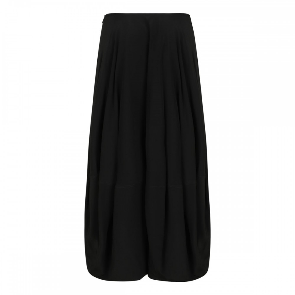 Black balloon skirt