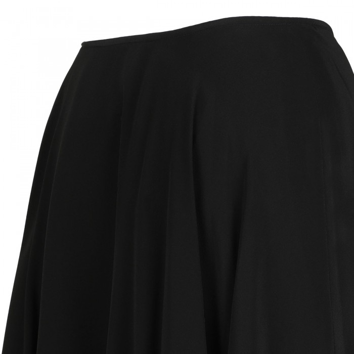 Black balloon skirt