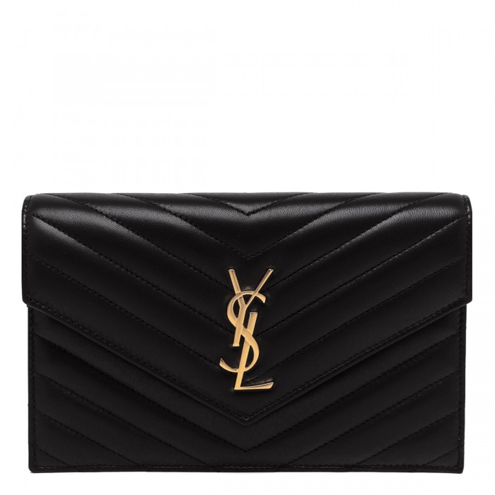 Cassandre envelope chain pouch