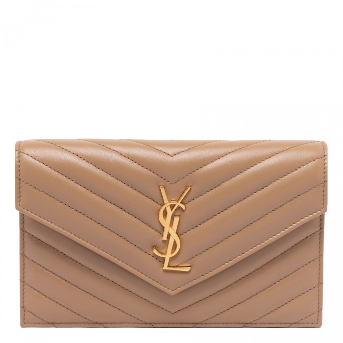 Cassandre envelope chain pouch