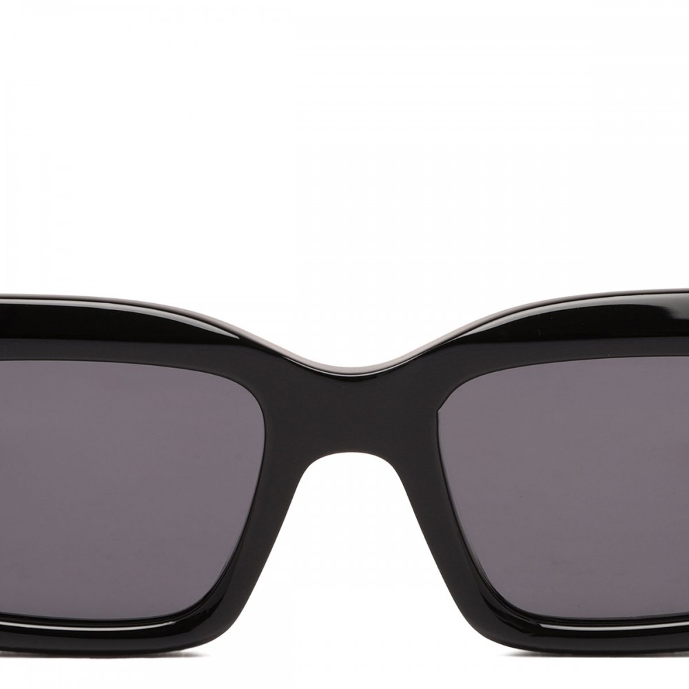 Black rectangular sunglasses