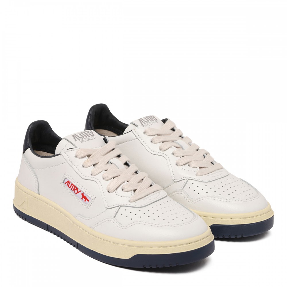 Medalist Maison Kitsuné sneakers