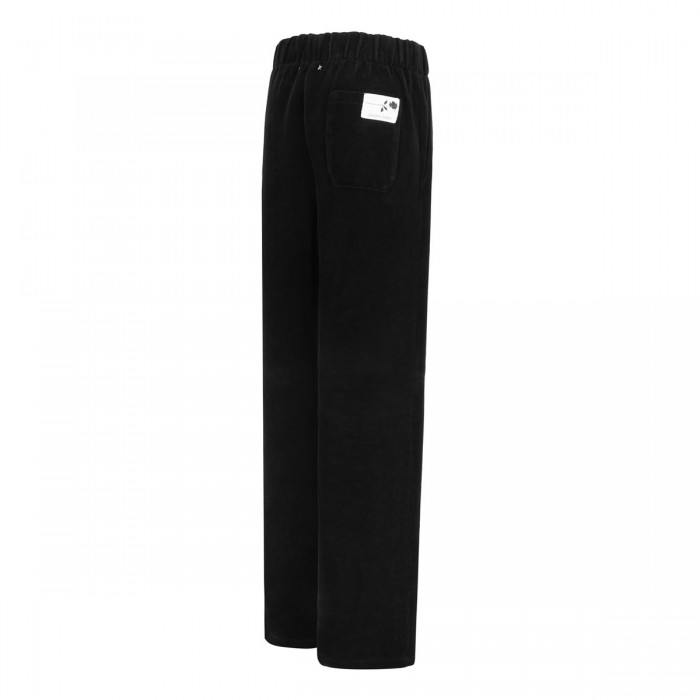 Black jogging pants