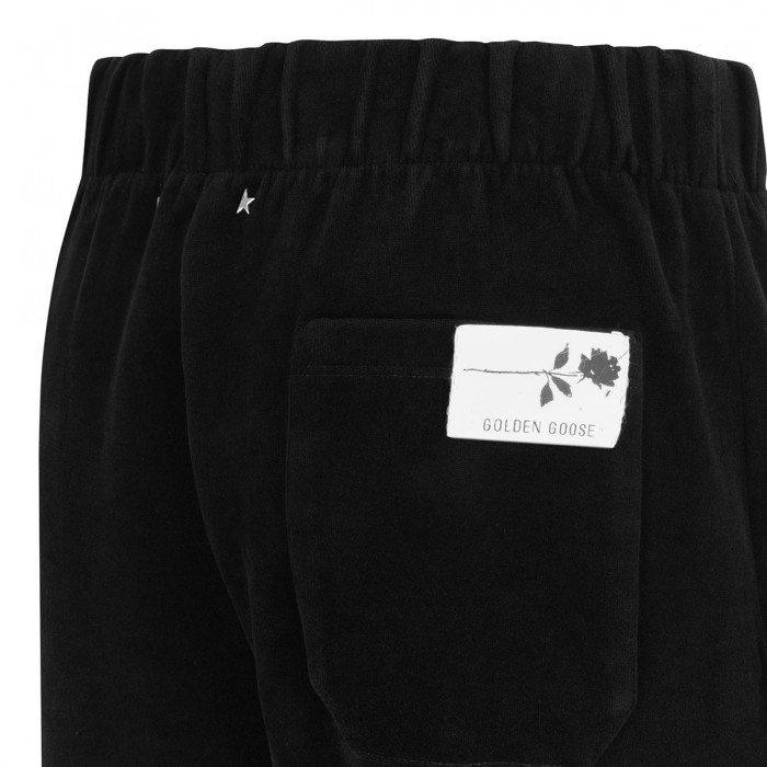 Black jogging pants