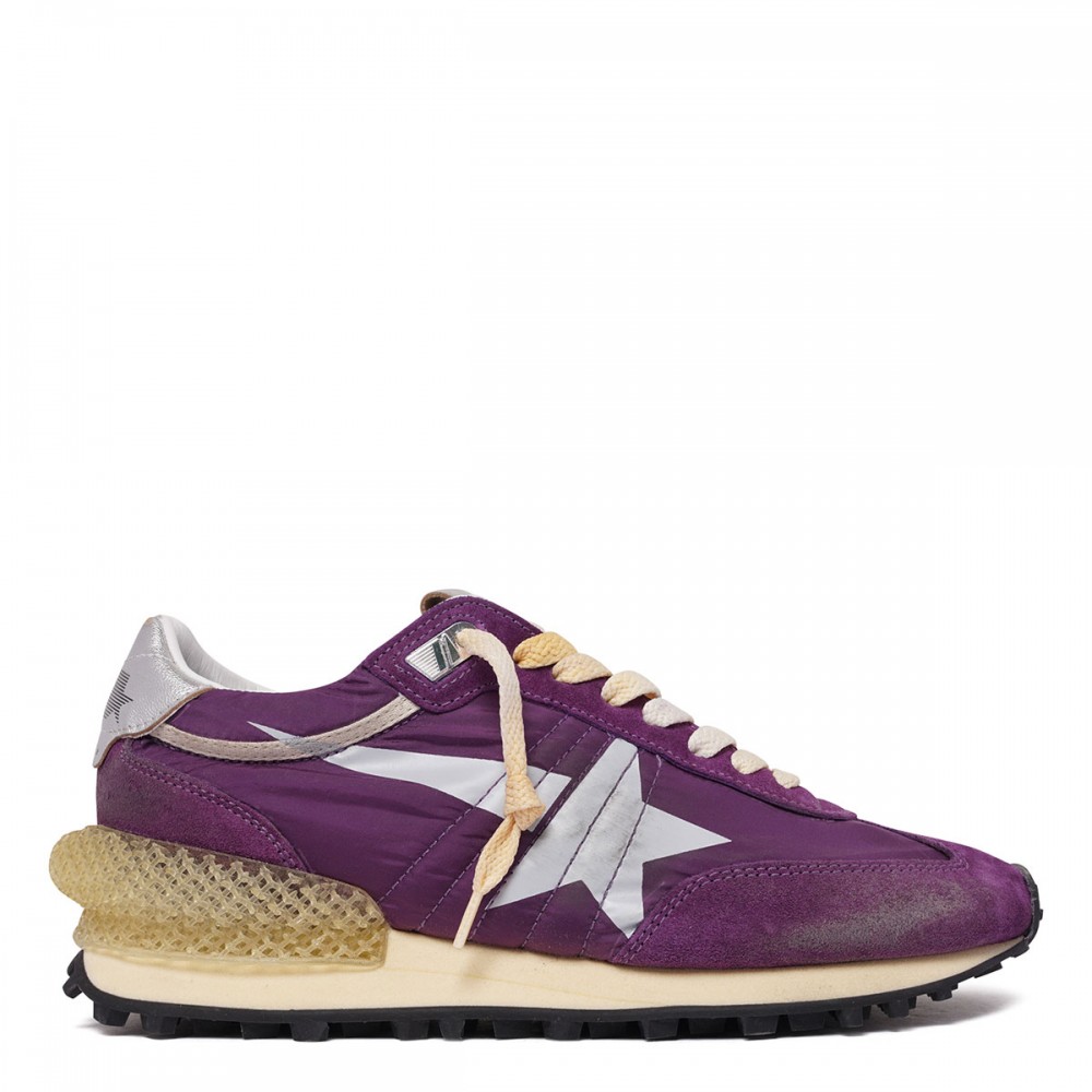 Marathon sneakers with white star