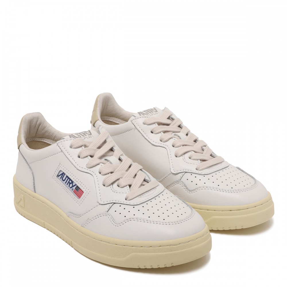 Medalist low sneakers