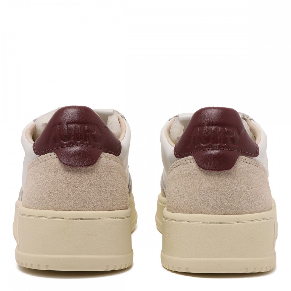 Medalist low sneakers