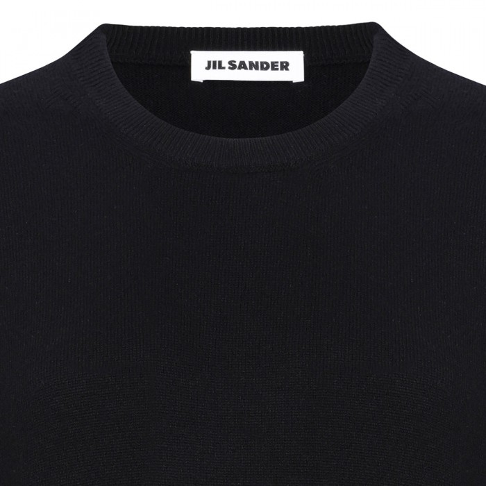 Black virgin wool sweater