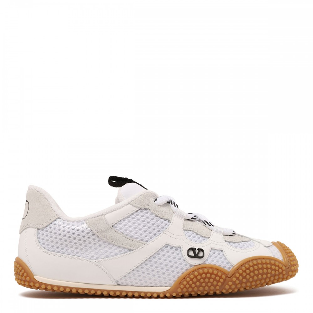 Amphibia white sneakers