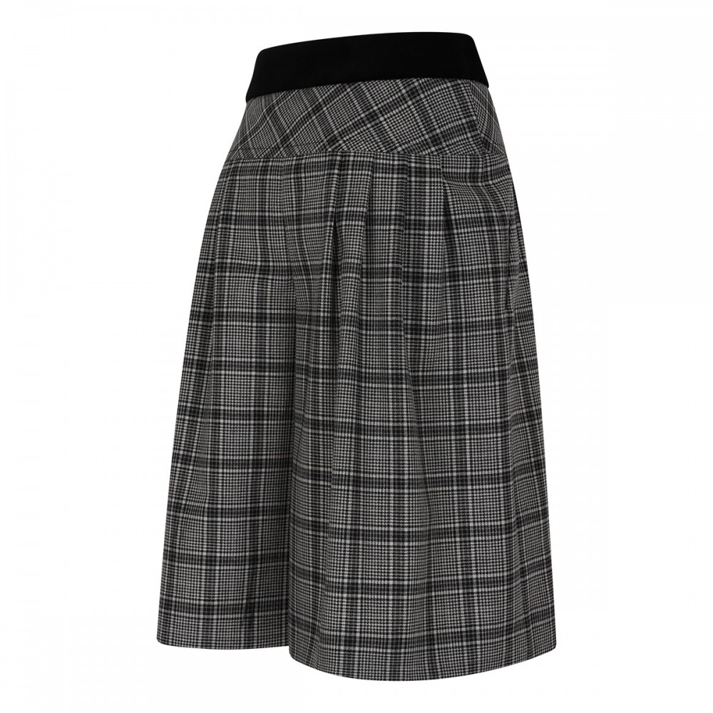 Check bermuda shorts