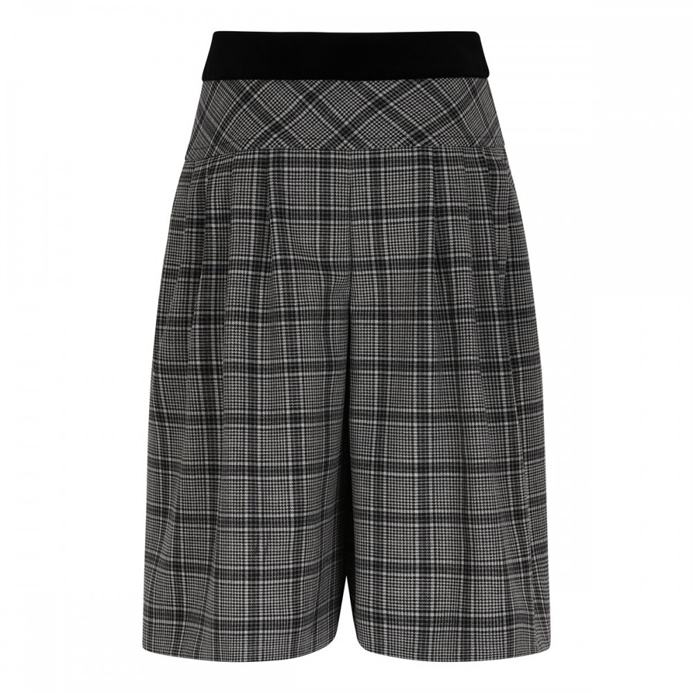 Check bermuda shorts