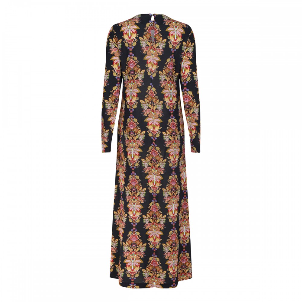 Swing long sleeves dress