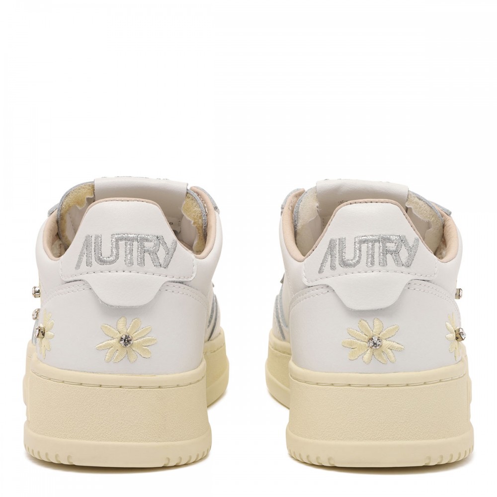 Medalist low sneakers with flowers