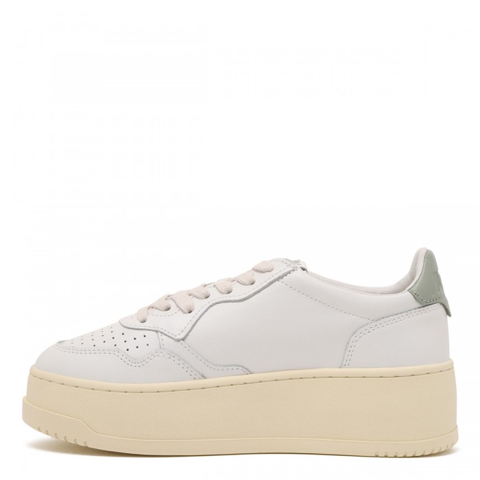 Medalist platform sneakers