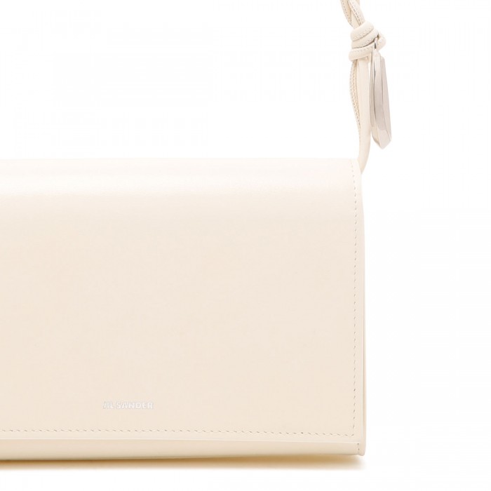 Tangle wallet with strap