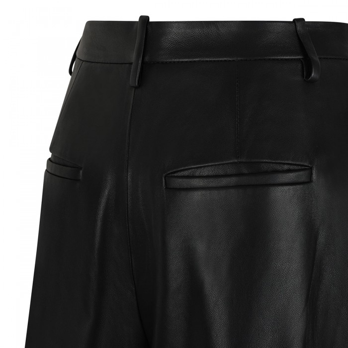 Leather bermuda shorts