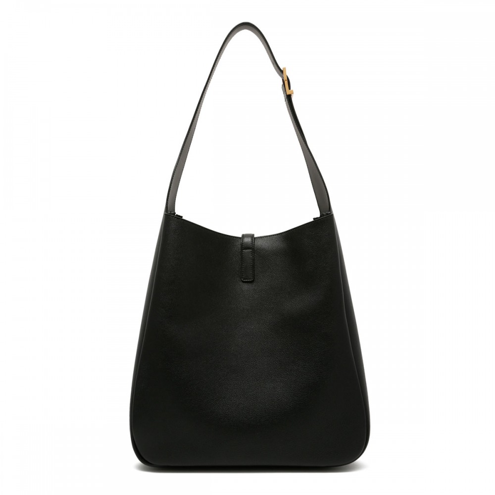 Le 5 à 7 large shoulder bag