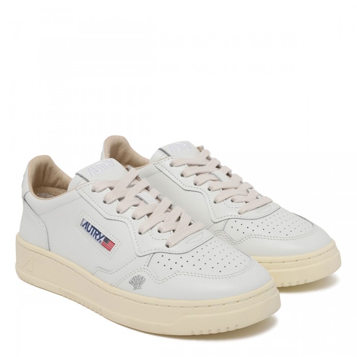 Medalist low sneakers